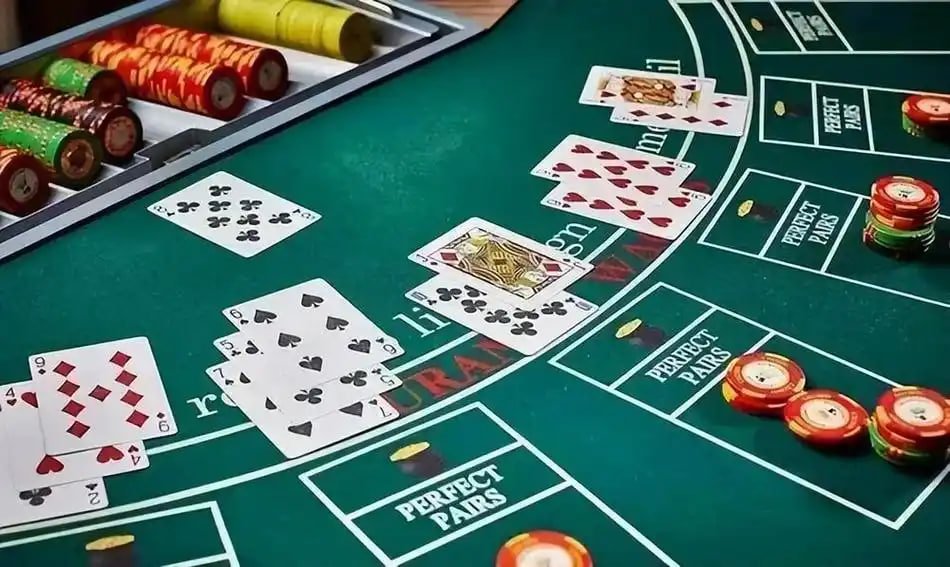 Dealer profesional menangani rolet dengan standar industri